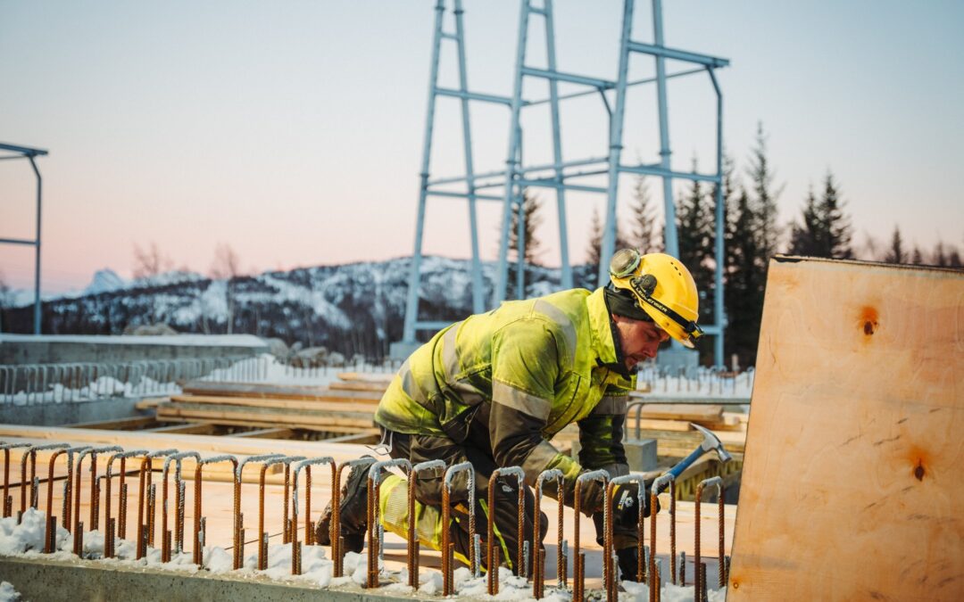 Tømrere og betongarbeidere | Fauskebygg AS